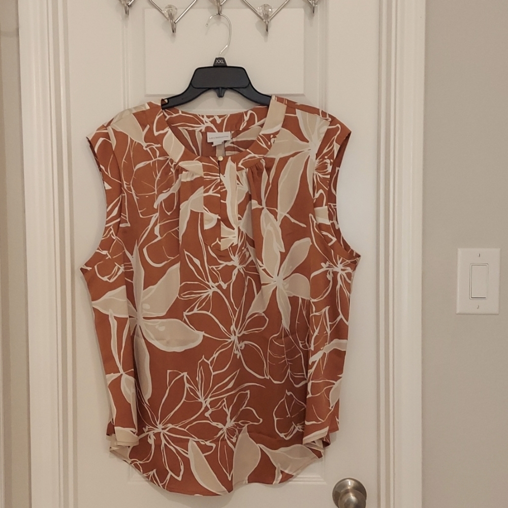 Liz Claiborn top